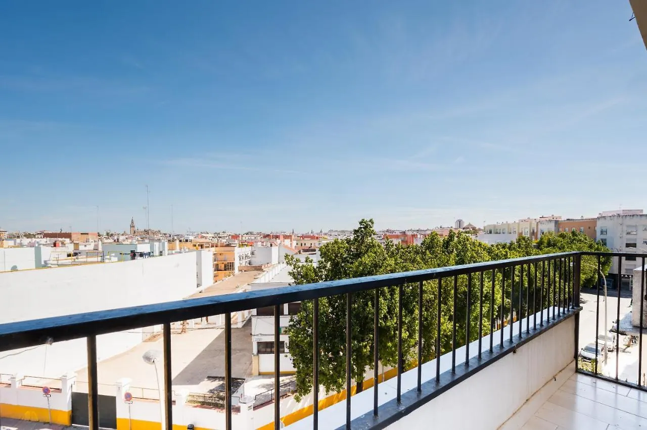 Apartamento Wide And Colourful- 3Bd 1Bth- Triana Sevilla España