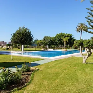 https://malagasuite-comfy-studio.1costadelsol.com