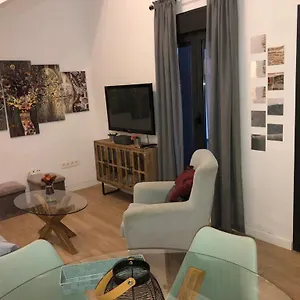 Estudio Centrico En Punonrostro Sevilla